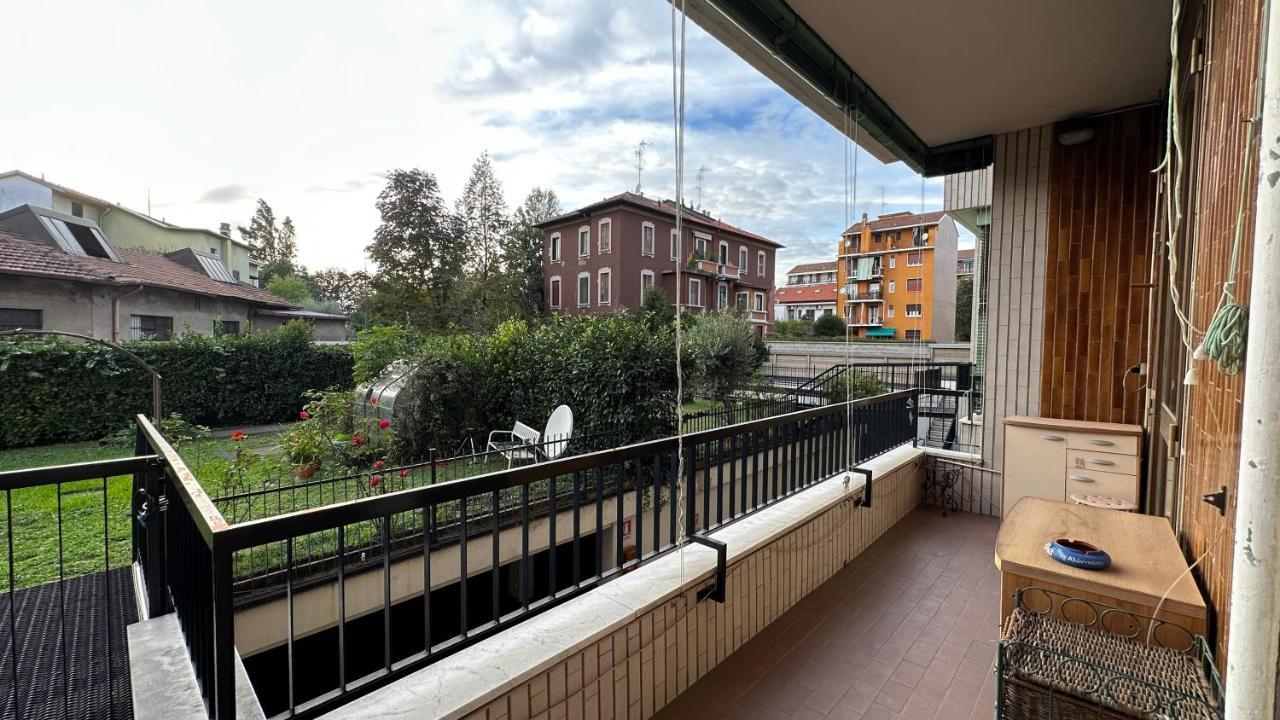 Dehomes - Two Bedrooms, Terrace, Wi-Fi, Tram To Centre & Rho Fiera Milan Exterior photo